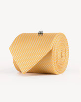 Hodvábna kravata žltá – bočný pohľad