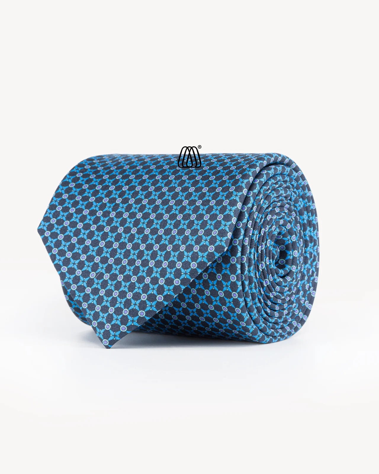 Hodvábna kravata modrá – bočný pohľad